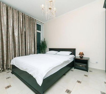 Lux Apartment, Comfort Town, Kiev Esterno foto